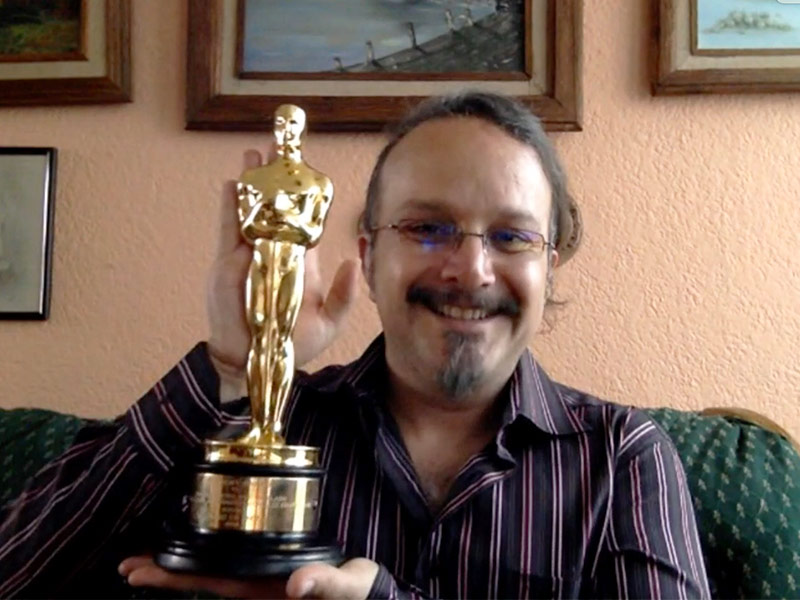 Egresados destacados UVM: Carlos Cortés, ganador del Oscar