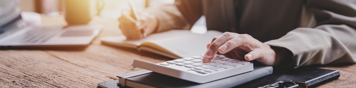 qué hace un contador píblico