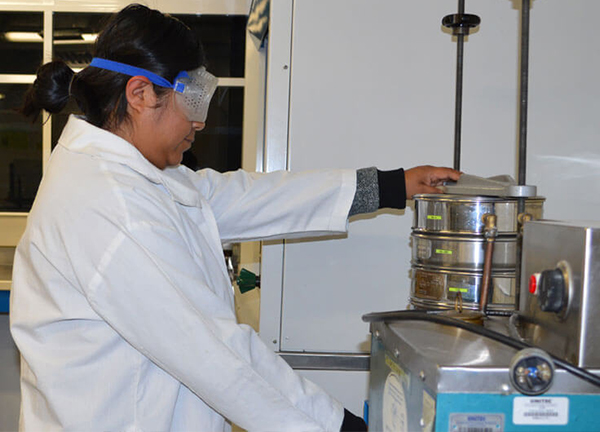 Laboratorio Multifuncional