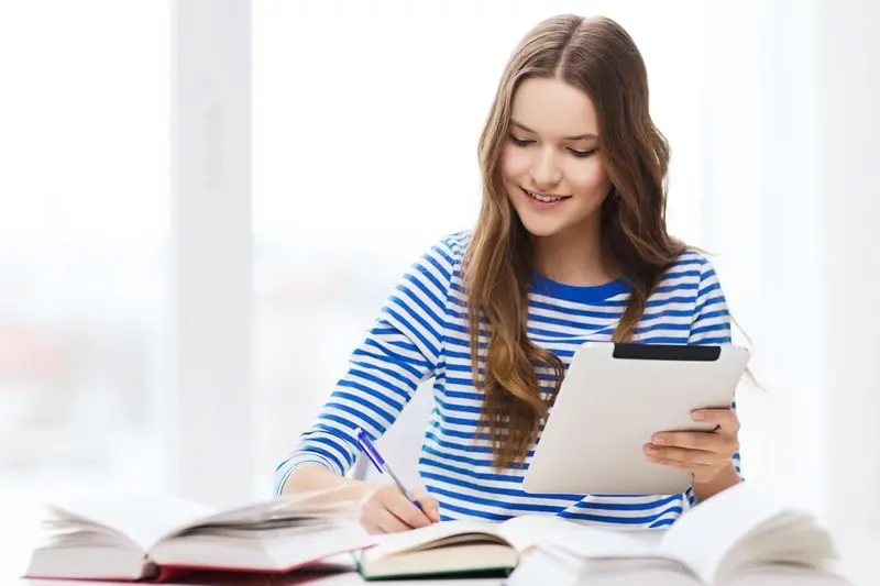 Aprende Francés en Prepa UNITEC