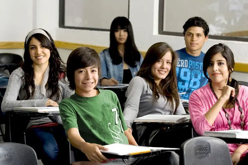 salones-clase-prepa-unitec