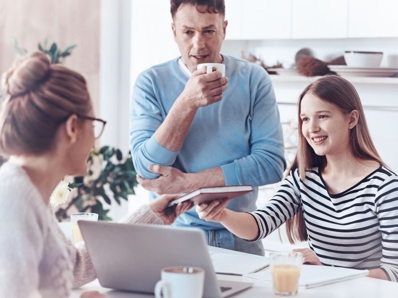 como-elegir-la-mejor-prepa-hija