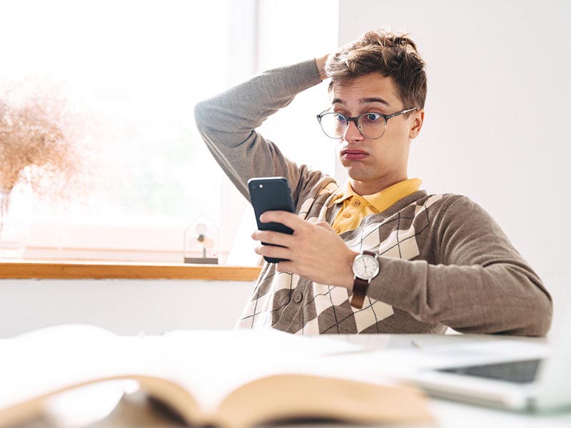 Desventajas del uso de celular en el aula de clases