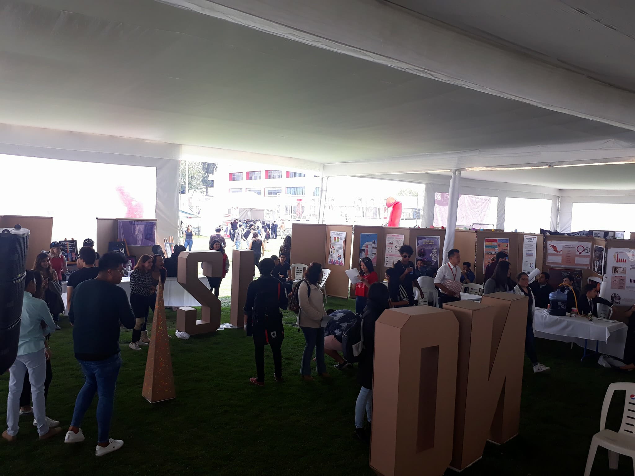 30738687_10155101215035916_3842748037625544704_n