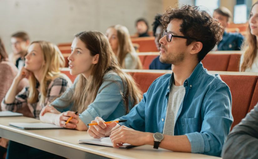 10 beneficios de estudiar en una universidad privada