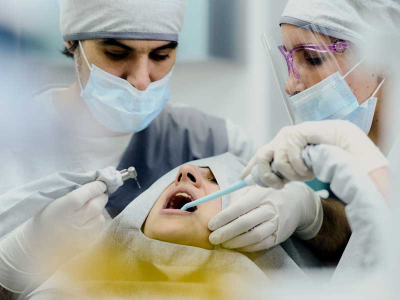 Cirujano Dentista: Lo que debes saber de esta carrera