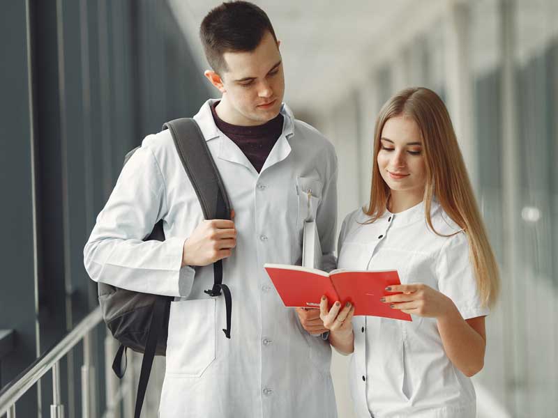 Cómo es estudiar odontología en UVM