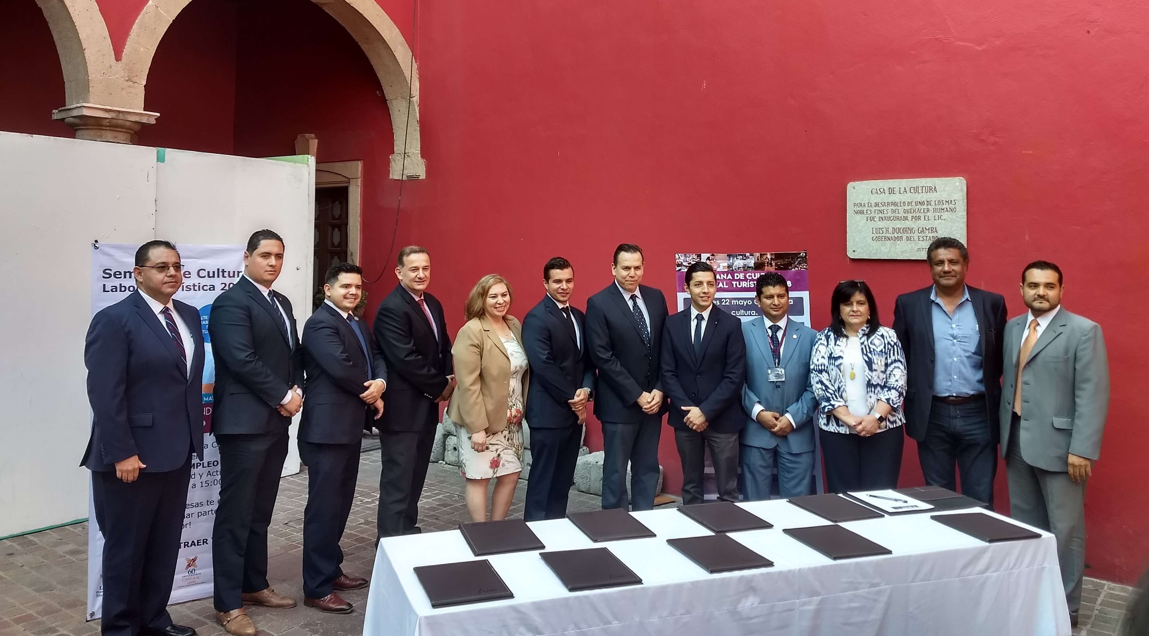 firma_León1