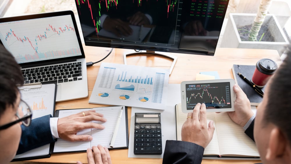 shutterstock_1416437156Licenciatura Ejecutiva en Economía y Finanzas