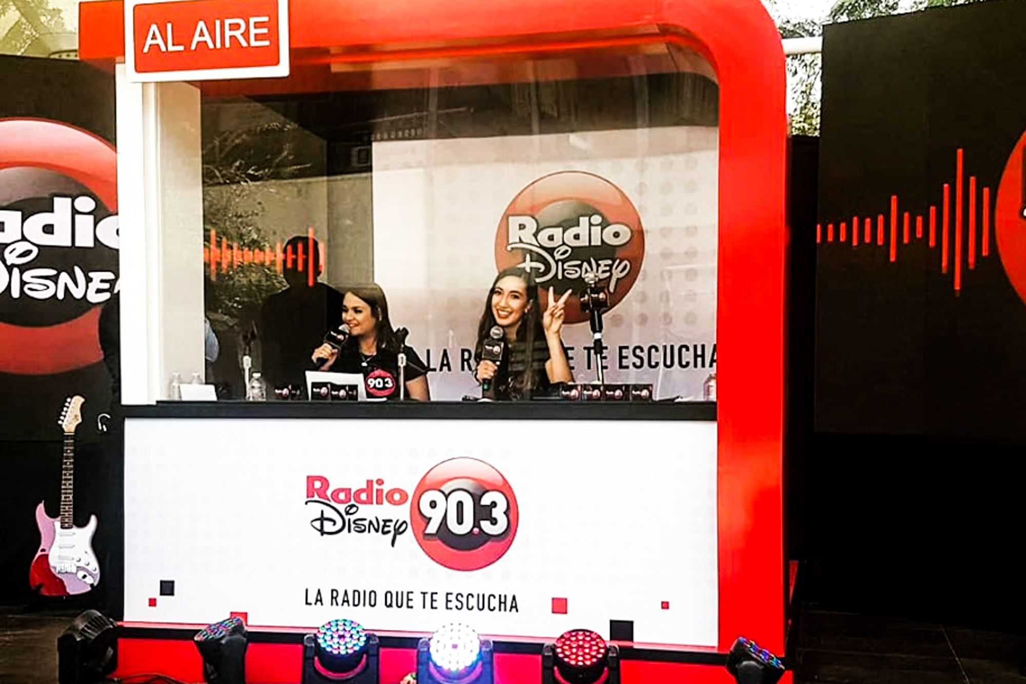 Andrea Alducin, locutora de Radio Disney