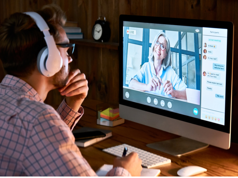 estudiar maestría en línea o maestría presencial